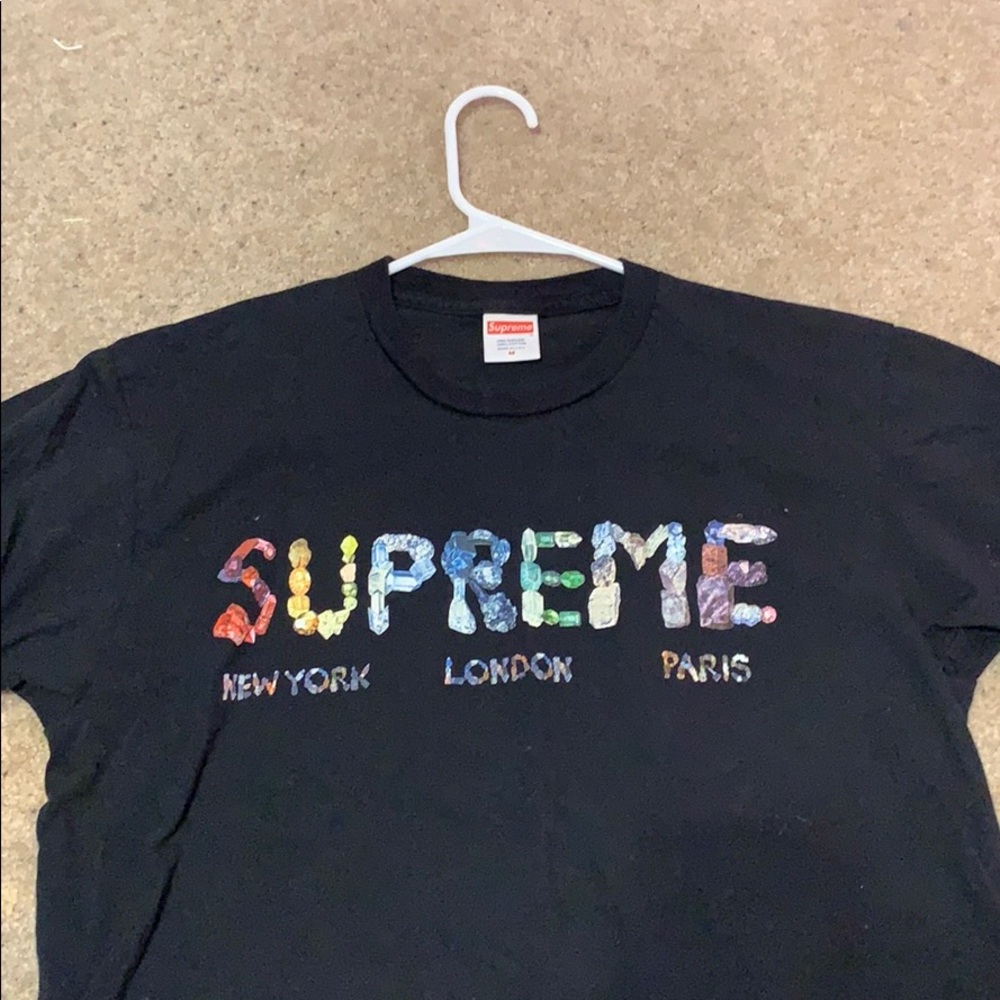 Supreme Rocks Tee AUTHENTIC